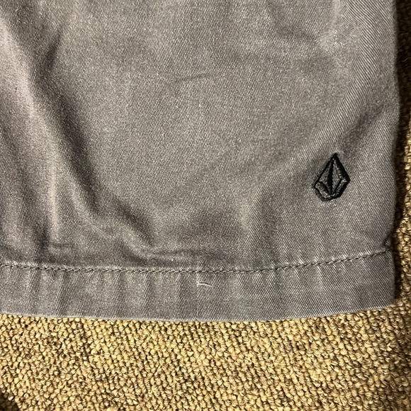 Volcom boys chino shorts grey size 25 boys 10 - Picture 7 of 7